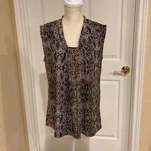 Dana Bachman, Sz Large, animal print, sleeveless top.